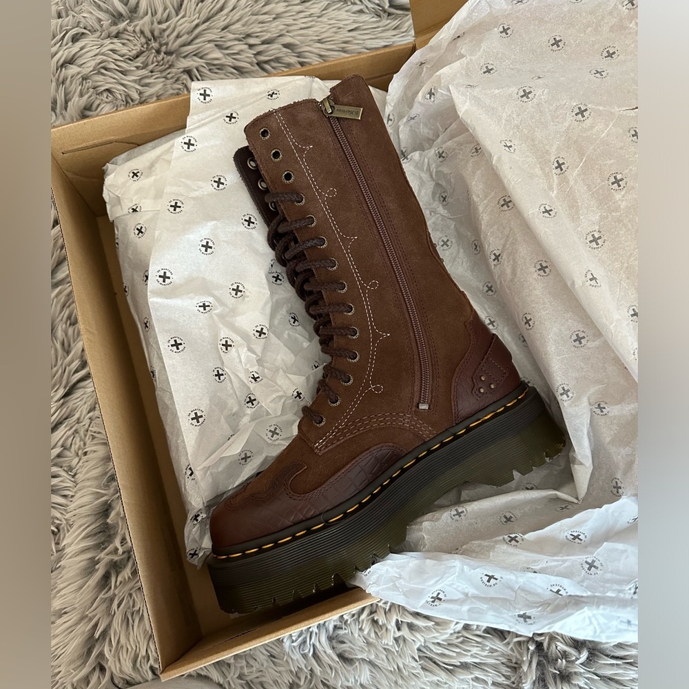 SOLD Dr. Martens Gothic Americana 1B99 Mid Platform Boots